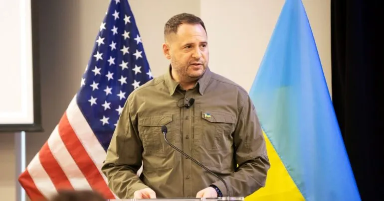 йшлося про гарантії безпеки і майбутню зустріч Зеленського з Трампом