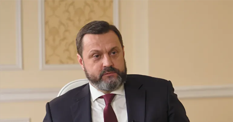 НАБУ заявляє, що кошти відмивали через офіс родини Деркача